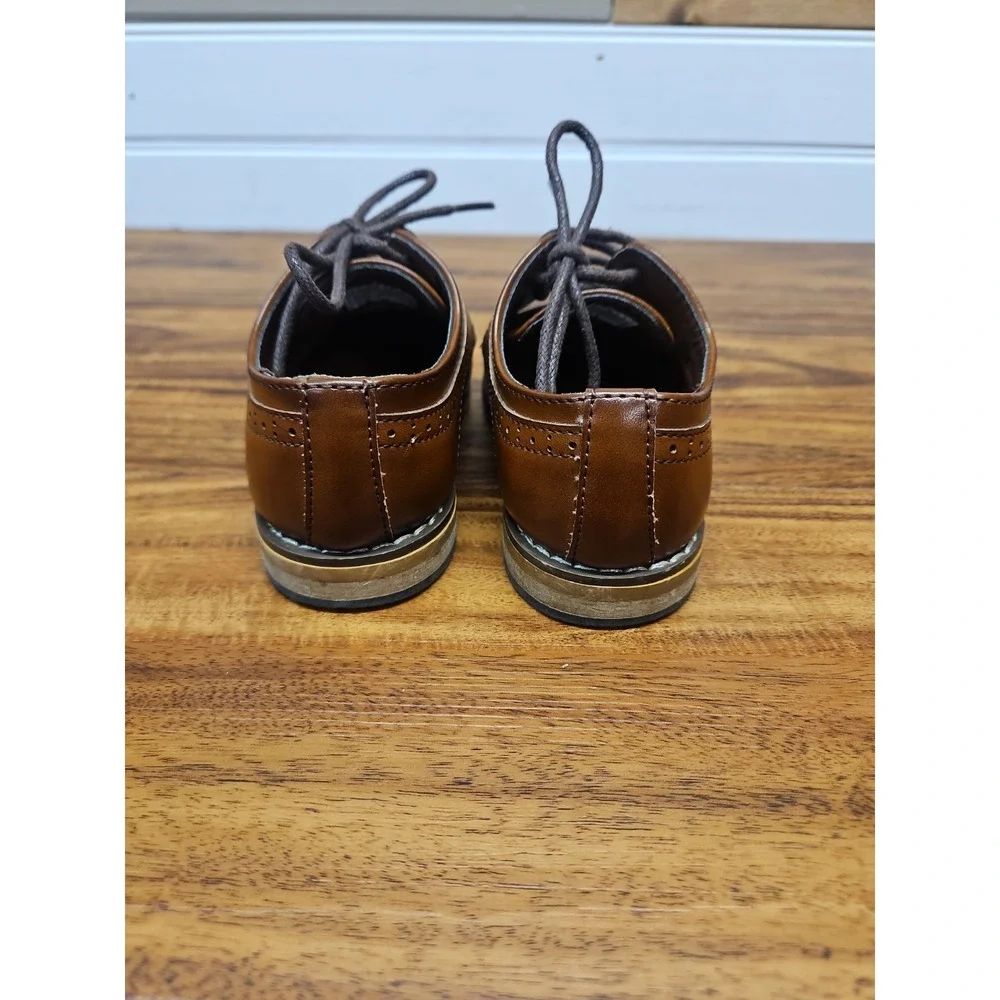 STACY ADAMS 'Madison' Cap Toe Lace Up Boys Shoes Size 7M Brown Church Dress Up
